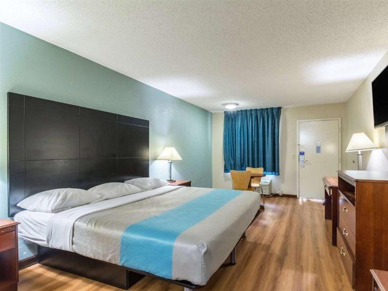 Motel 6-Kenly, Nc Экстерьер фото