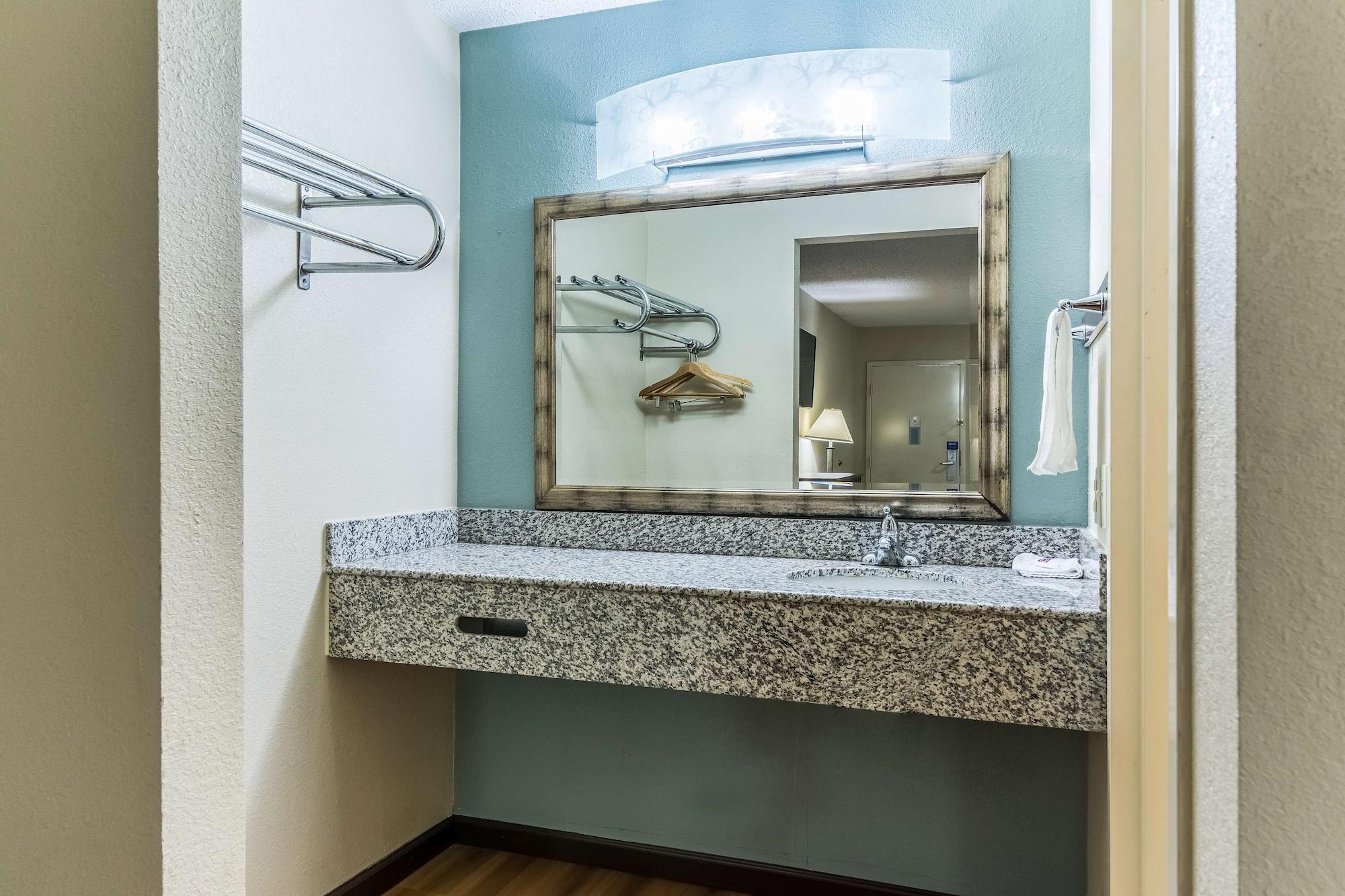 Motel 6-Kenly, Nc Экстерьер фото