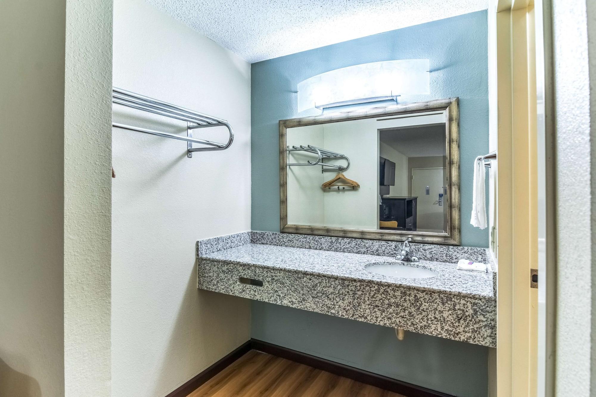 Motel 6-Kenly, Nc Экстерьер фото