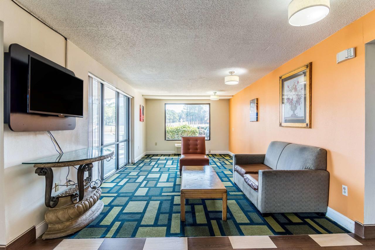 Motel 6-Kenly, Nc Экстерьер фото