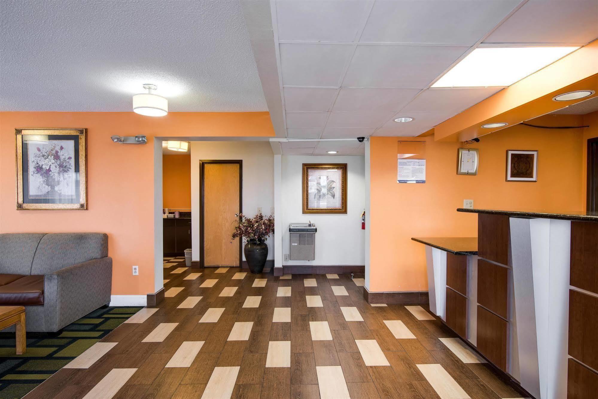 Motel 6-Kenly, Nc Экстерьер фото
