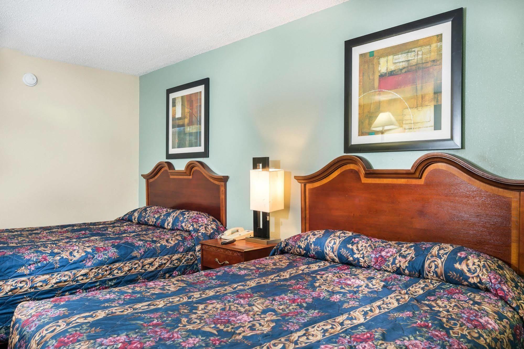 Motel 6-Kenly, Nc Экстерьер фото