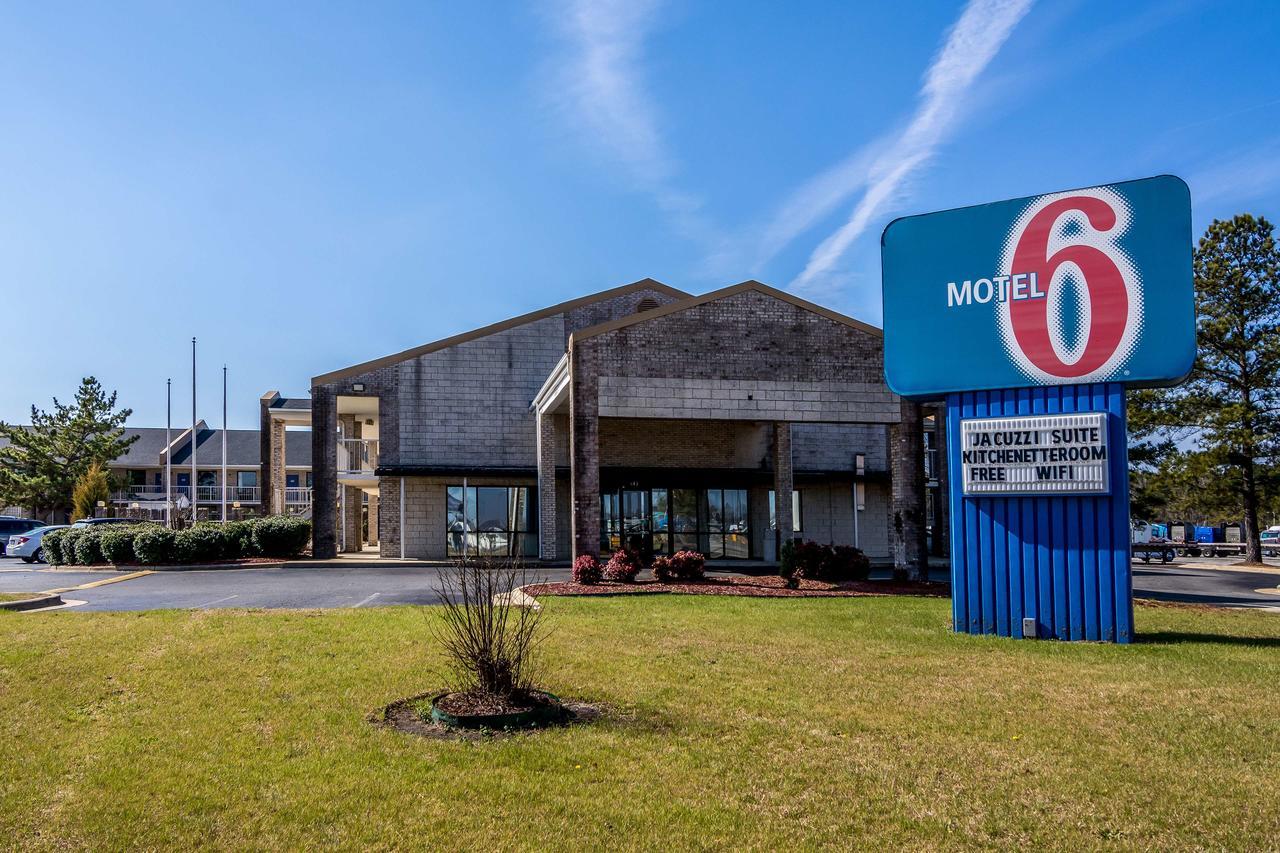 Motel 6-Kenly, Nc Экстерьер фото